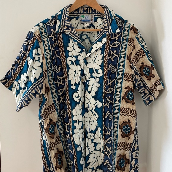 Silk Hawaiian Shirt - Picture 1 of 2